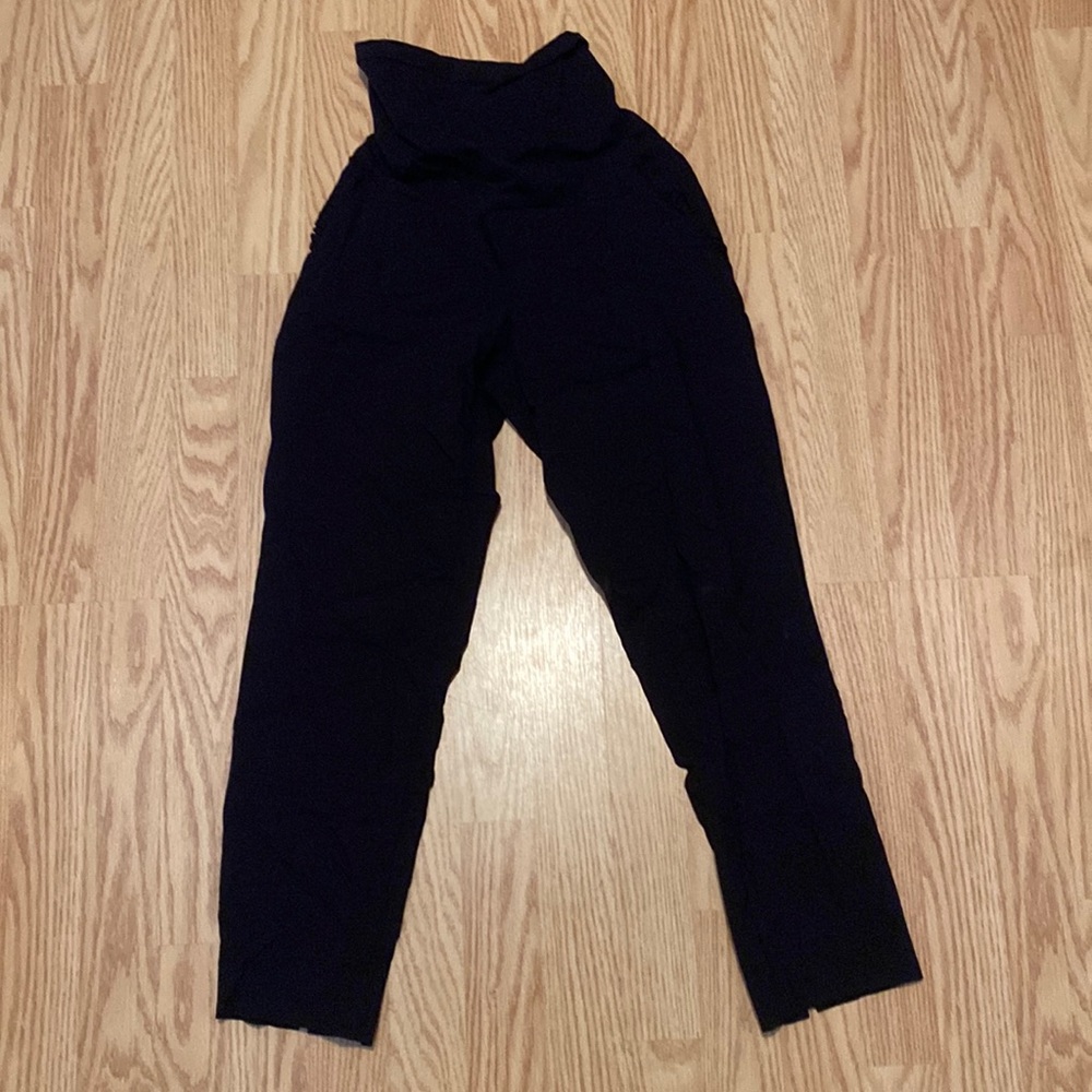Black Maternity Capris